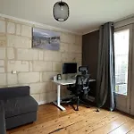 Charming Family House With Large Terrace Lormont