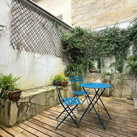 Charming Family House With Large Terrace Semesterbostad Lormont