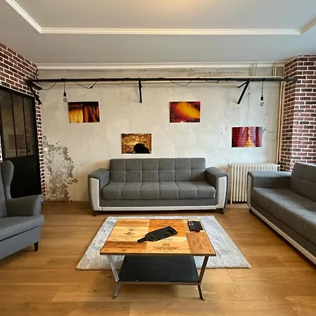 Charming Family House With Large Terrace Semesterbostad Lormont